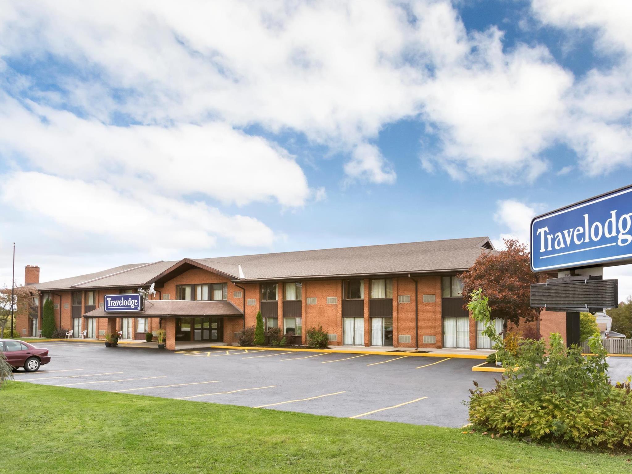 Travelodge By Wyndham Owen Sound On Exterior foto