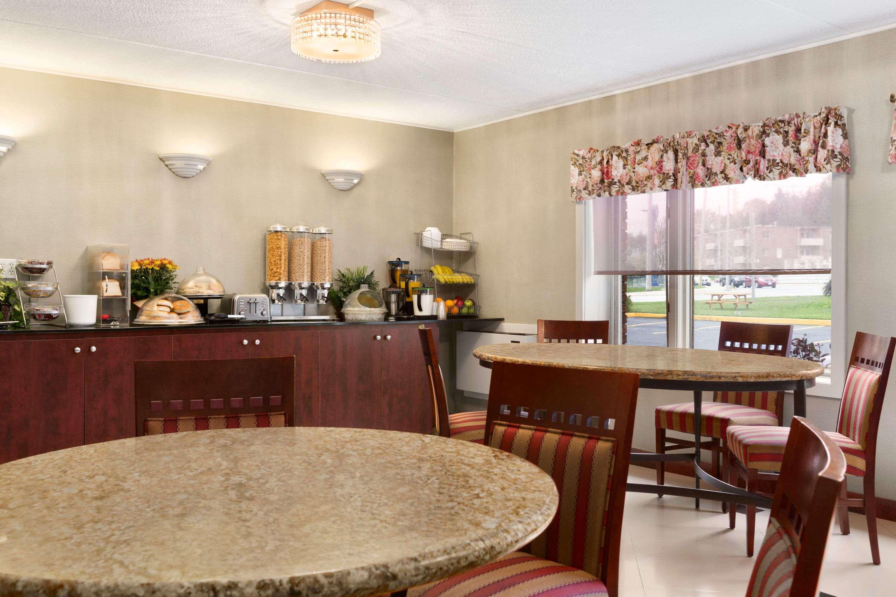 Travelodge By Wyndham Owen Sound On Exterior foto